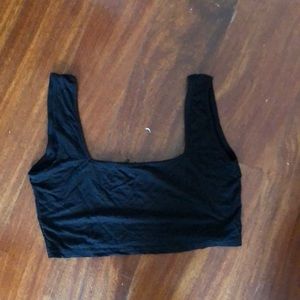 Black crop tank top